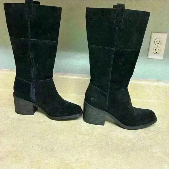 Black suede NWOT rocket dog heels boots size 8.5 - Picture 1 of 4